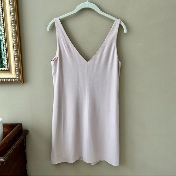 Theory Sullivan Crepe Double V Sleeveless Shift Mini Dress in Blush Pink Size XS - Picture 5 of 11